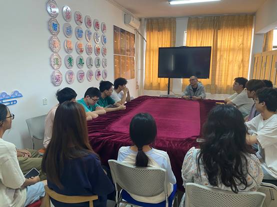 568F82DE96A63EBDE0D71D61ADB10D4E